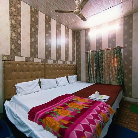 Hotel India Inn Walking Distance From Taj Mahal-- Rooftop Taj Mahal View Agra  Extérieur photo