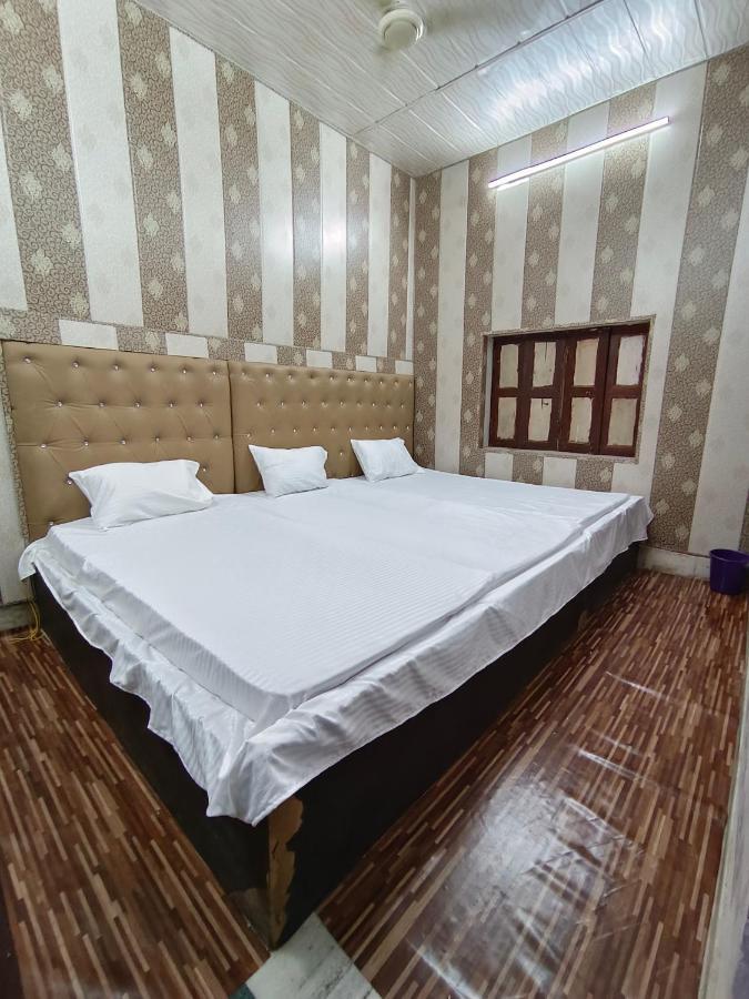 Hotel India Inn Walking Distance From Taj Mahal-- Rooftop Taj Mahal View Agra  Extérieur photo