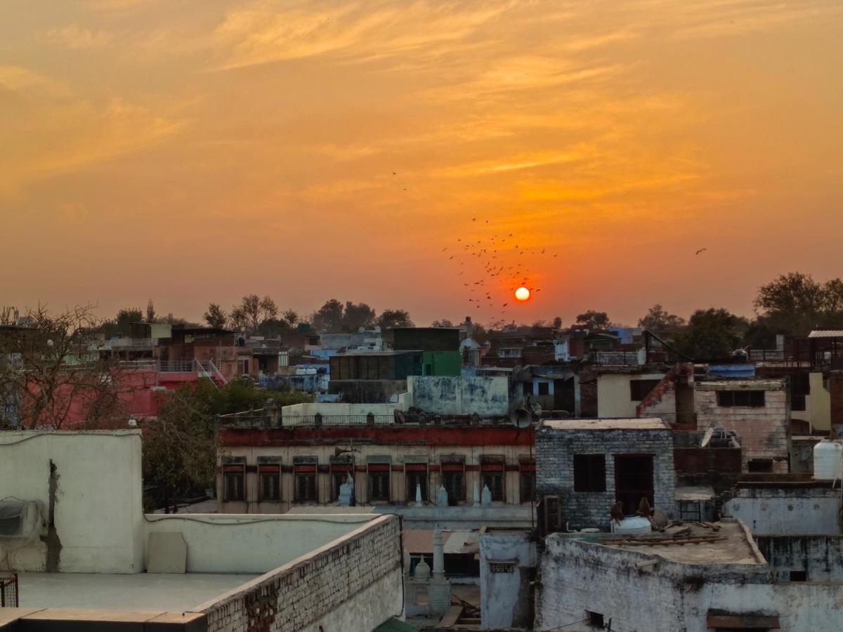 Hotel India Inn Walking Distance From Taj Mahal-- Rooftop Taj Mahal View Agra  Extérieur photo