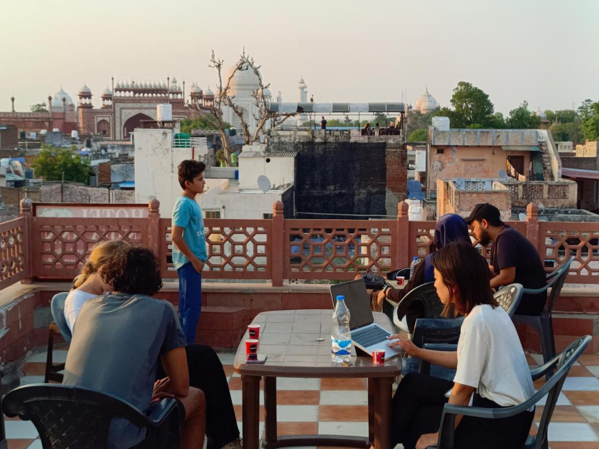 Hotel India Inn Walking Distance From Taj Mahal-- Rooftop Taj Mahal View Agra  Extérieur photo