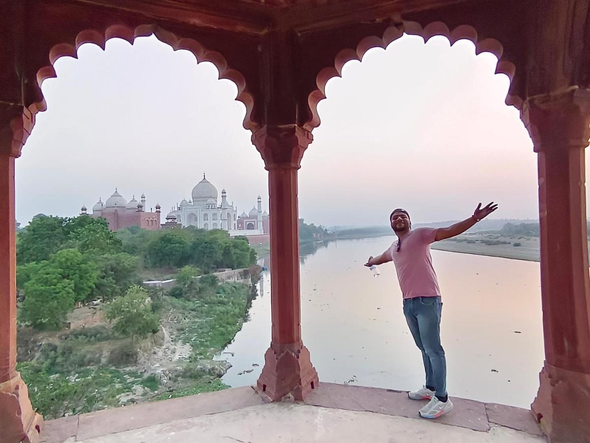 Hotel India Inn Walking Distance From Taj Mahal-- Rooftop Taj Mahal View Agra  Extérieur photo