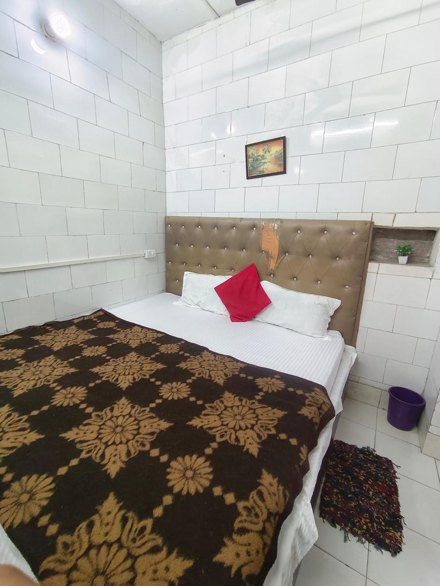 Hotel India Inn Walking Distance From Taj Mahal-- Rooftop Taj Mahal View Agra  Extérieur photo