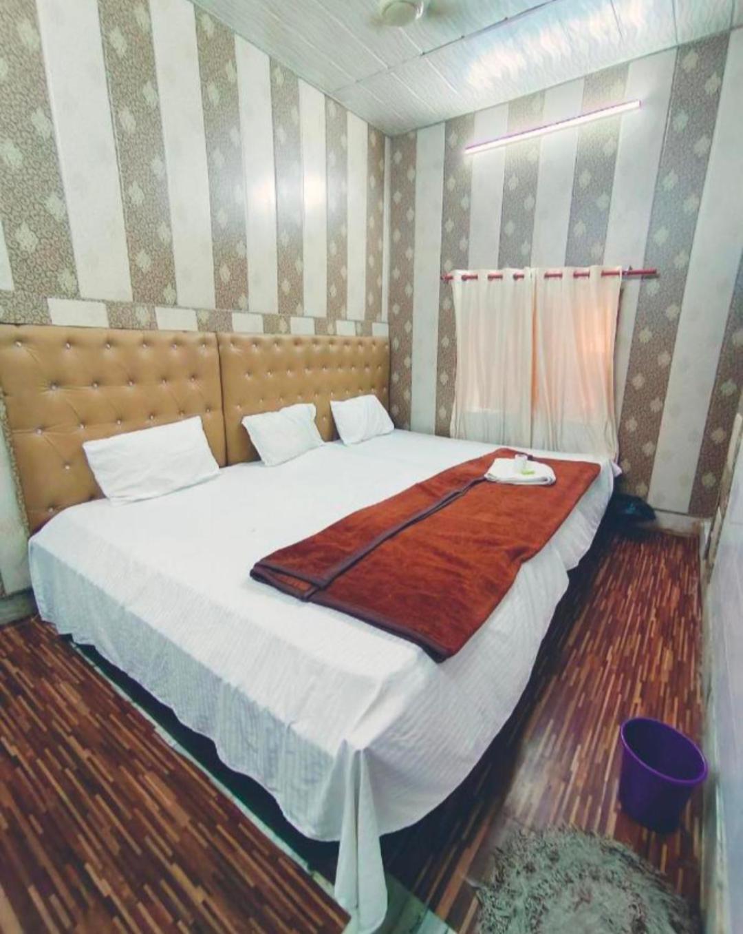 Hotel India Inn Walking Distance From Taj Mahal-- Rooftop Taj Mahal View Agra  Extérieur photo